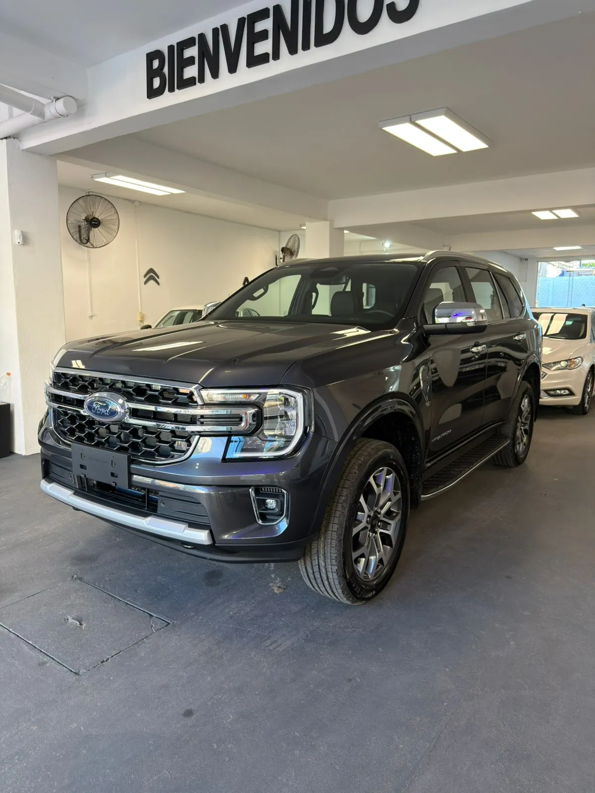 Ford Everest Titanium 2.3 Turbo en Mil Autos