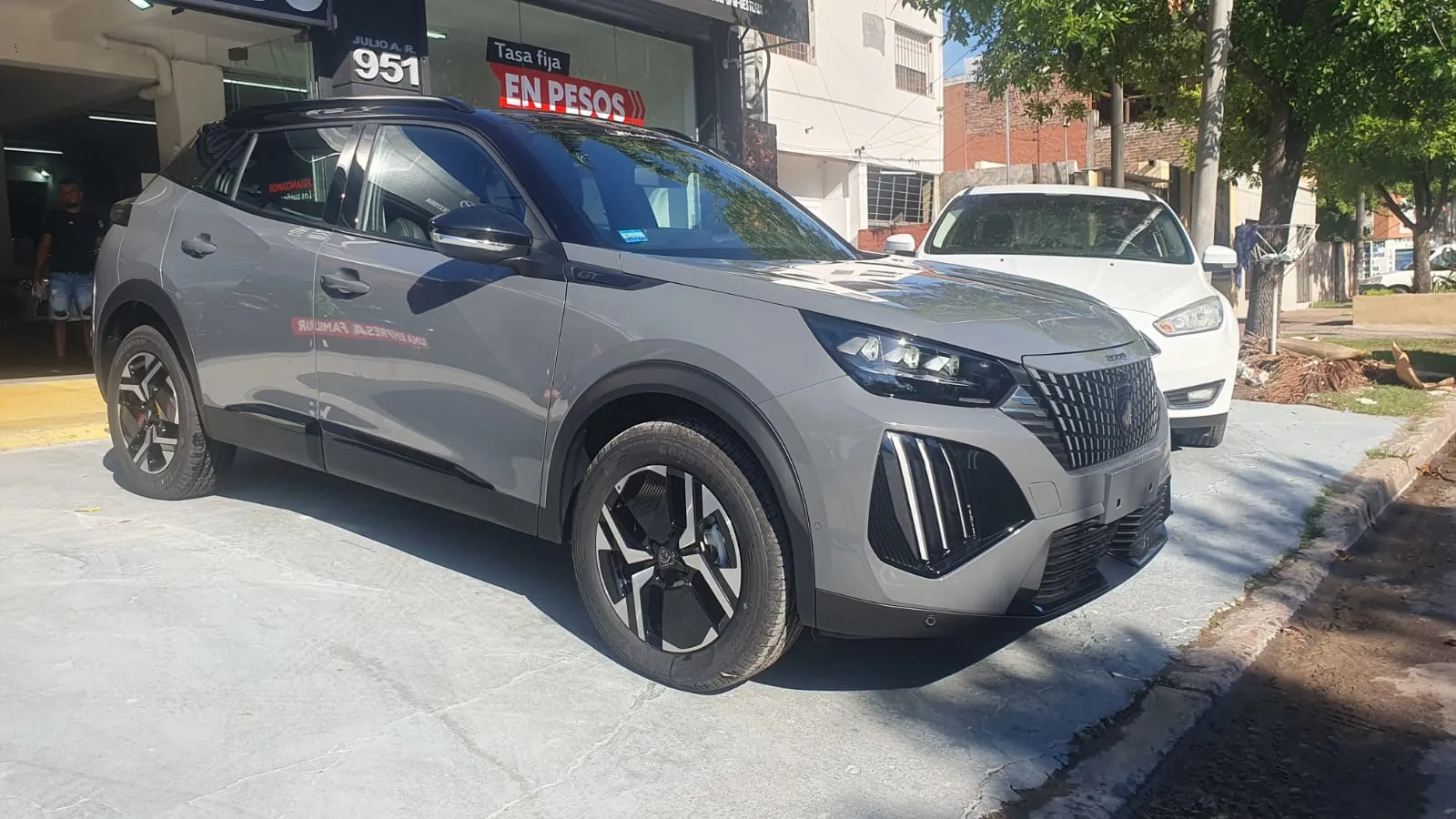 Peugeot 2008 GT T200 CVT 0 km en Mil Autos