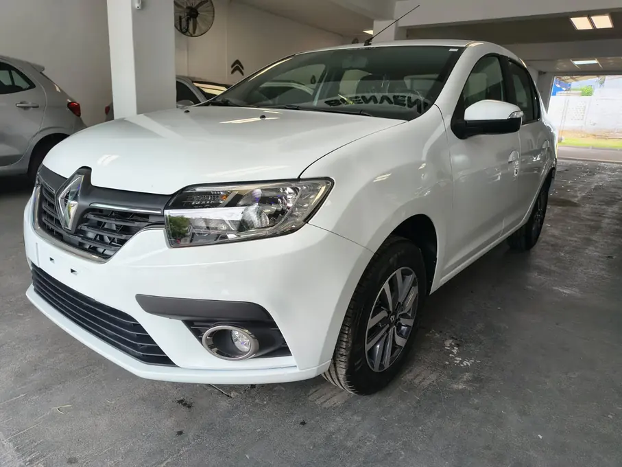 Renault Logan en Mil Autos
